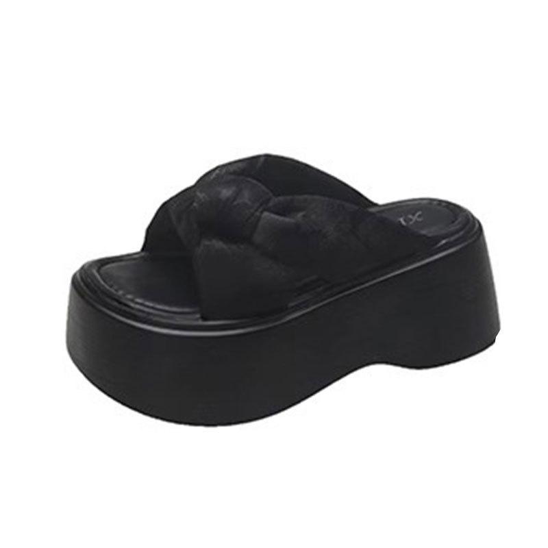 Gentle matching skirt platform slippers women's summer wear 2025 new muffin sandals high heels sandals soft-soled beach shoes