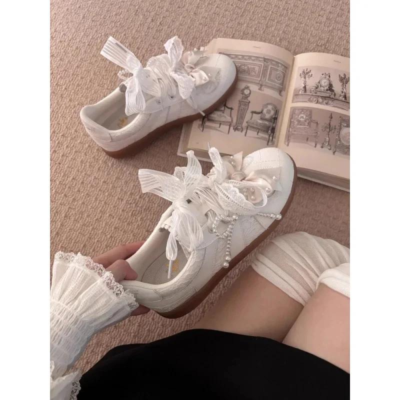 Scarpe da Ginnastica Casual con Pizzo Retrò e Suola Spessa, Nodo a Farfalla con Perle, Versione in Pelle di Mucca da Donna, Scarpe Dequn, Suola in Gomma, Scarpe da Skateboard