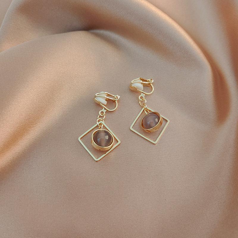 

Элегантные ретро клипсы с жемчужной кисточкой для непроколотых ушей