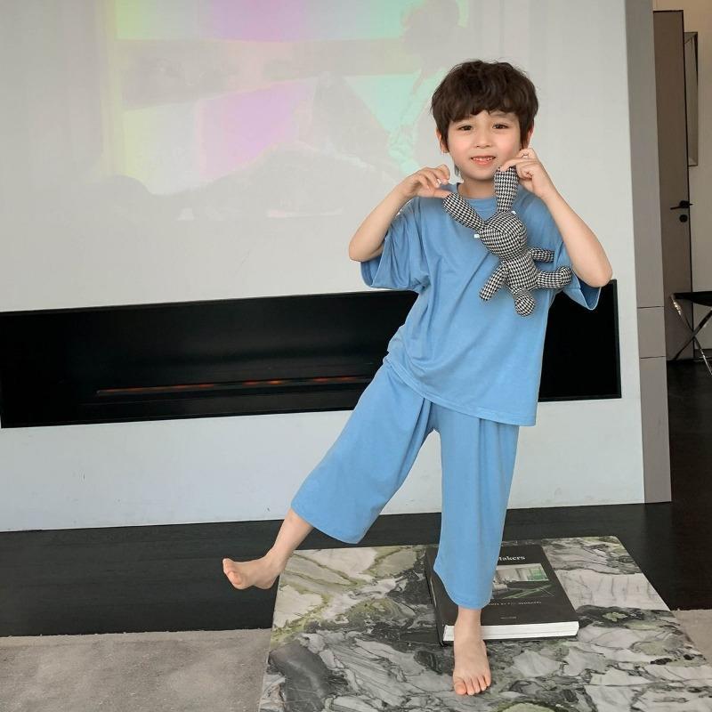 

Summer Minimalist Boy Home Clothes Solid Color Loose and Comfortable Lightweight Sleepwear Casual Two-piece Set for Kids 110cm синий