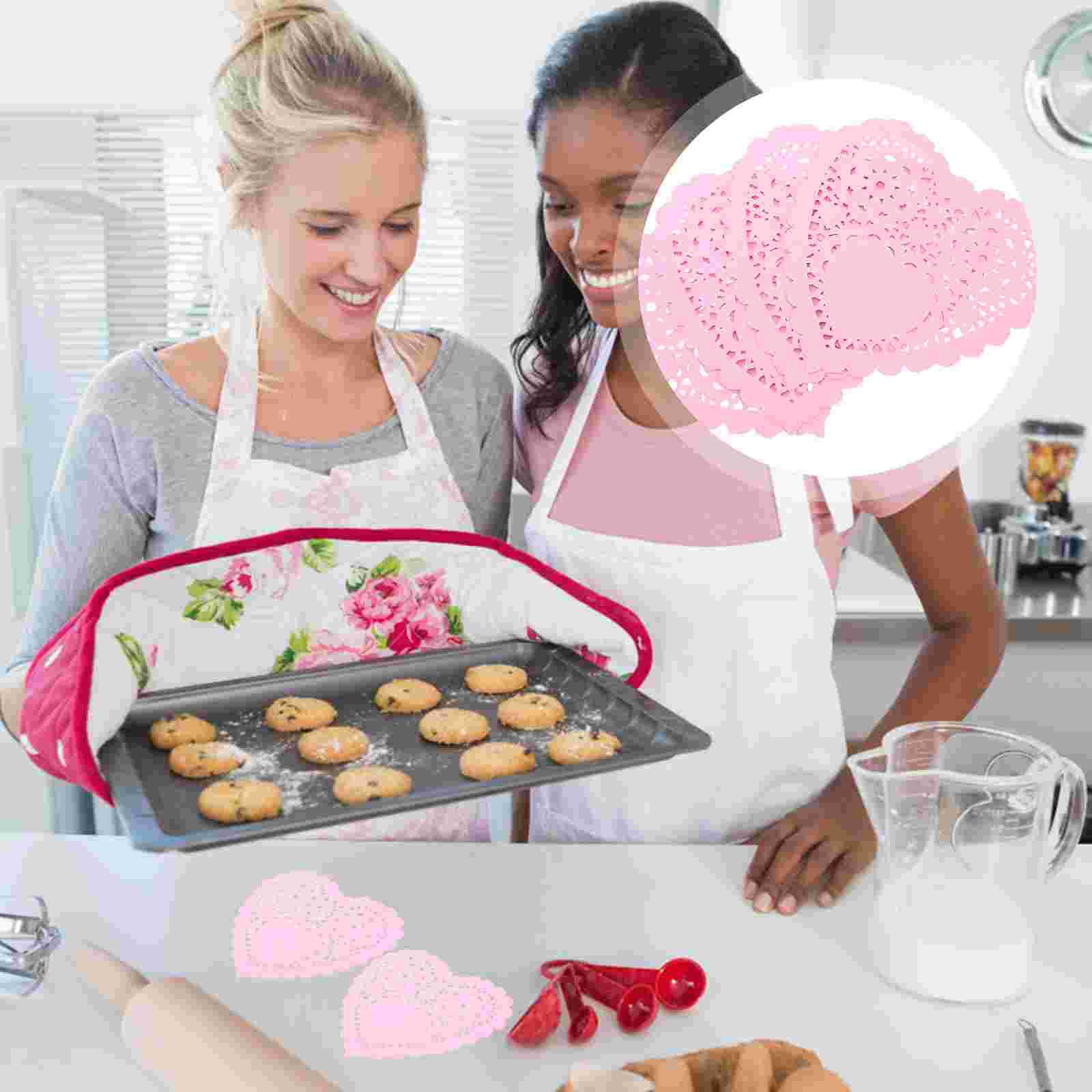 

100 шт. Круглые салфетки под приборы в форме сердца Бумажные салфетки Подставки под напитки Маленькие тарелки Современные для 14x14cm розовый