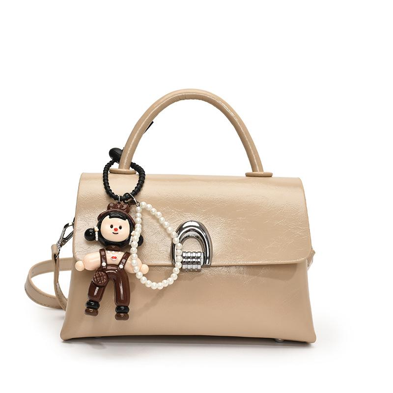 2025 new ins simple oil wax leather solid color portable small square bag femininity versatile commuter style messenger bag bag