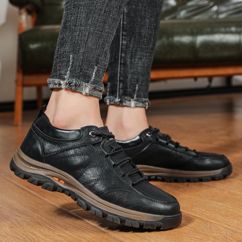 Leisure Outdoor Hiking Low Top Shoes, Autumn and Winter Men's Sports Leather Shoes, Lace Up Style, Anti Slip Hiking Travel Shoes