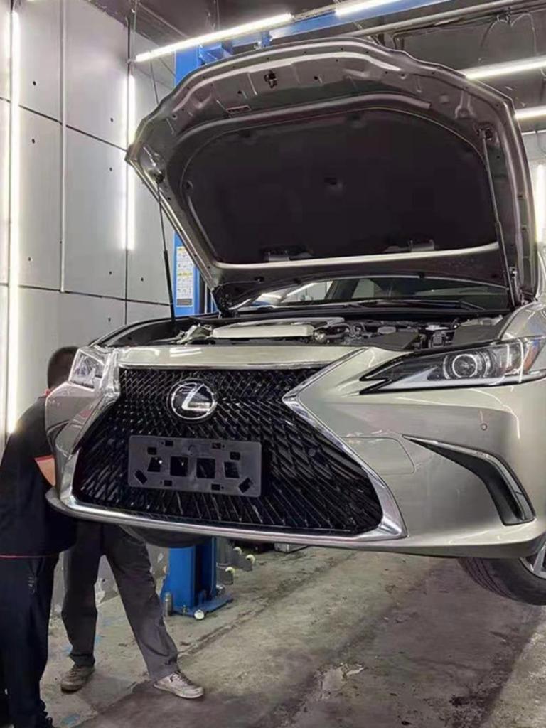 18-25 Lexus ES200/ES300h Exterior LS Grille Modification