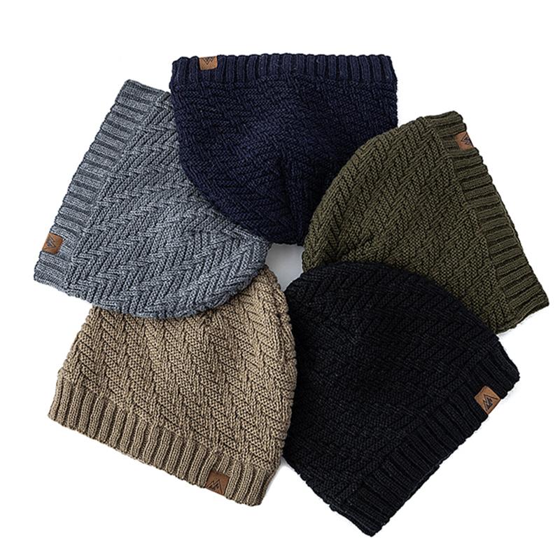 Unisexové zimní čepice Peak Label Módní pletené čepice pro muže a ženy Čepice Beanie Outdoorové hřejivé sportovní čepice s plyšovou kožešinovou podšívkou