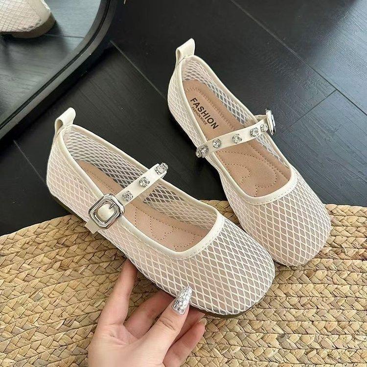 French Flat-bottomed Soft-soled Comfortable Beanie Shoes Women's 2025 Fashion New Mesh-like Soft-soled Versatile Mary Jane Shoes