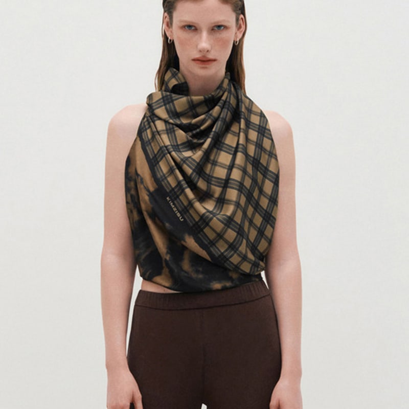 KIMZISU Half&Half Plaid Square Scarf 95 _ BEIGE