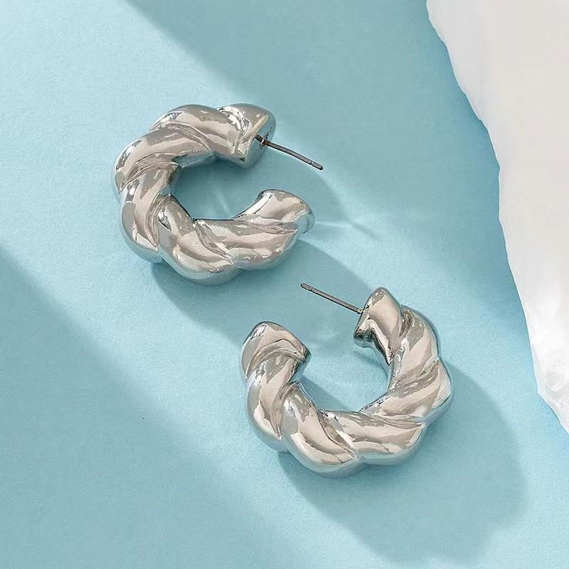 Personalized Water Drop Simple and Cold Earrings Jewelry Women's Earrings