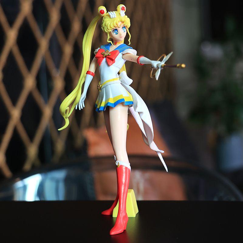 24cm Eternal Sailor Moon Figures Anime Tsukino Usagi Action Figure Eternal Tiare PVC Cake Ornaments Collection Model Toys Gifts