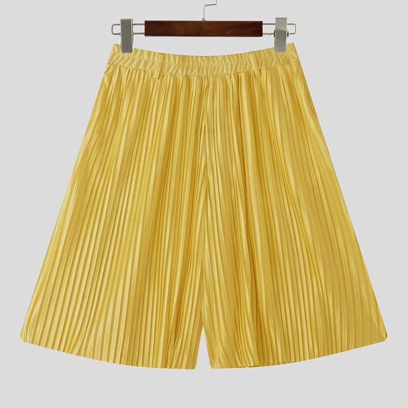 INCERUN Men Elastic Waist Pleated Casual Loose Half Pants Shorts