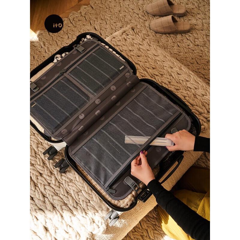 ITO Aluminum Frame Spinner Luggage