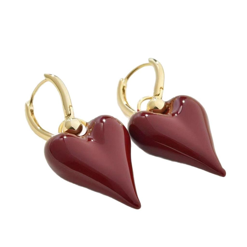 Autumn/Winter Stylish Red Heart-Shaped Stud Earrings - Elegant & Versatile