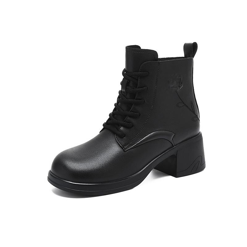2025 leather velvet autumn and winter new women's thick heel French retro Martin boots British style platform fashion short boots