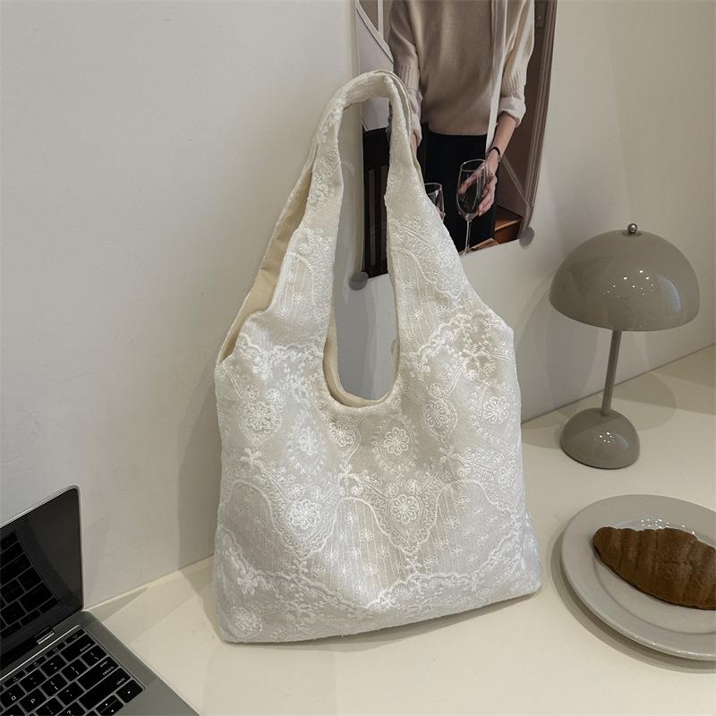 Gentle Korean Version Ins Versatile Casual Tote Bag Female Personality Student Class Lace Summer New Shoulder Bag