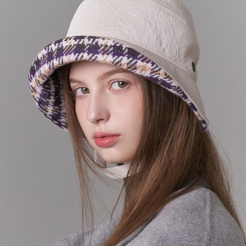 БЕЛЫЕ ПЕСКИ Фиолетовая этикетка Бархатная шляпа-боннет Слоновая кость IVORY_Free