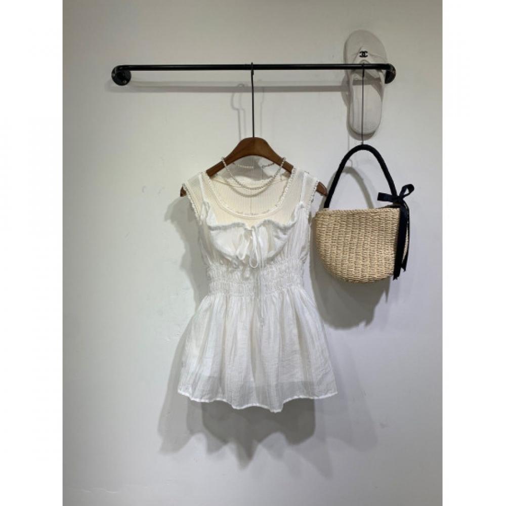 C S In The Room Tab Strap SmoCk bandIng adjuSTable Strap SleeveleSS blouSe 4Col