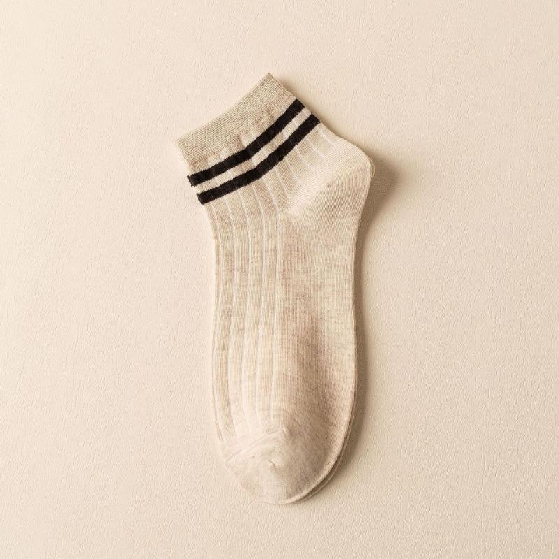 Men Spring and Summer New Two Bar Simple Sports Cotton Breathable Sweat Absorbing Short Tube Socks