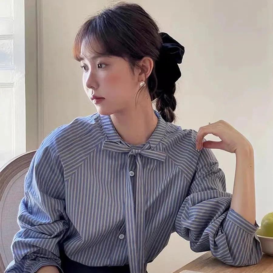 

Women s Blue White Striped Long Sleeve Blouse with Bow Collar S синій