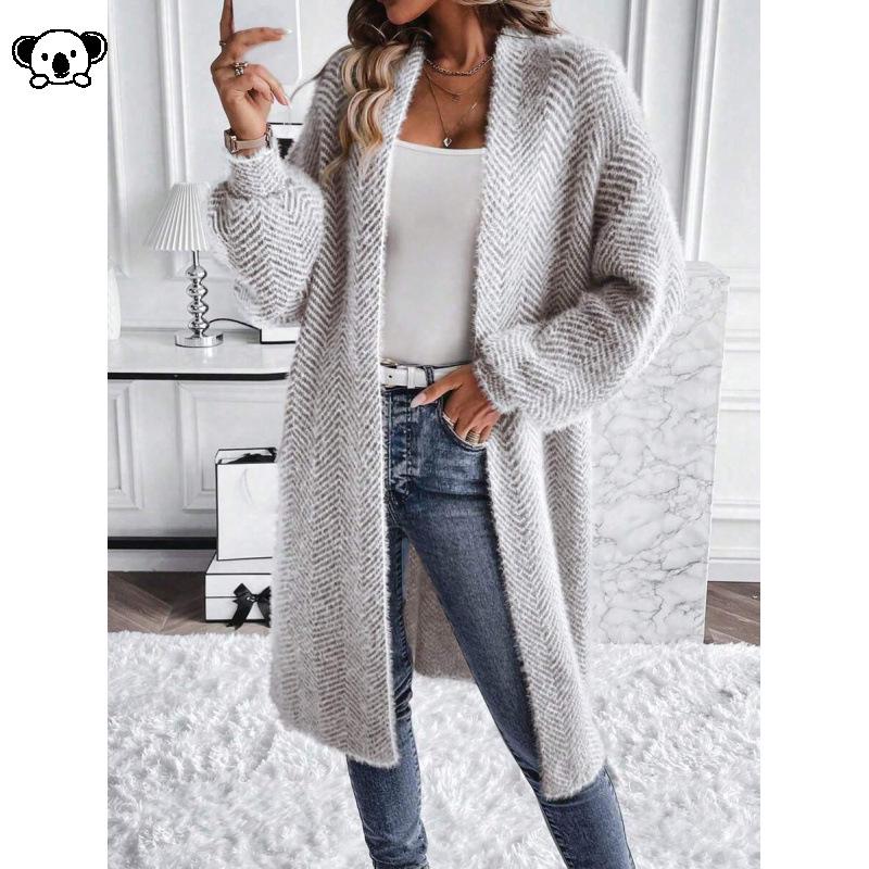 Plus Size Mid-Length Knit Cardigan D79853