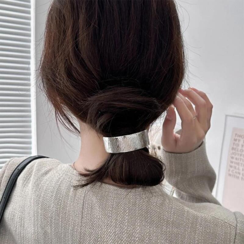 Women s Point Half-Moon Pattern Comb Hairpin A33055_Silver