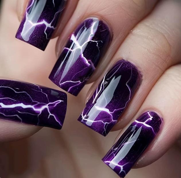 

24 штуки фиолетовые квадратные накладные ногти «Молния» – съемные средние типсы для нейл-арта Black Jelly Glue + Buffer (Shein Platform)