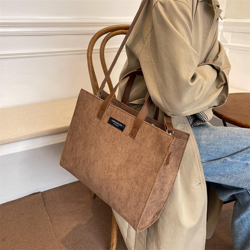 Versatile Crossbody Bag for Women Office Commuter Bag High Capacity Shoulder Bag Retro Shopper Shopping Bag New