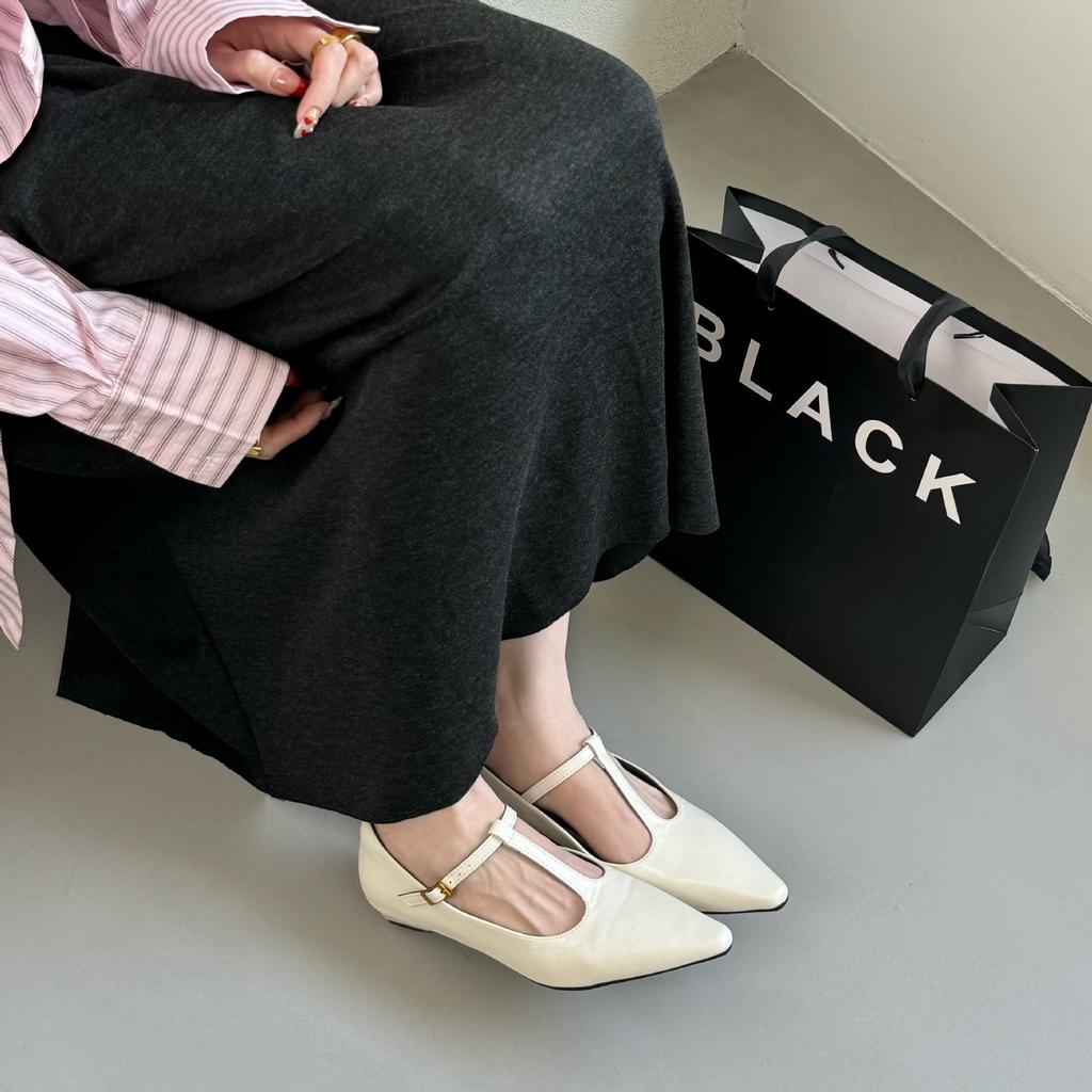 French Retro Xiaoxiangfeng One-Word Buckle With Low-Heeled Mary Jane Shoes, Versatile Temperament, Gentle Commute Night