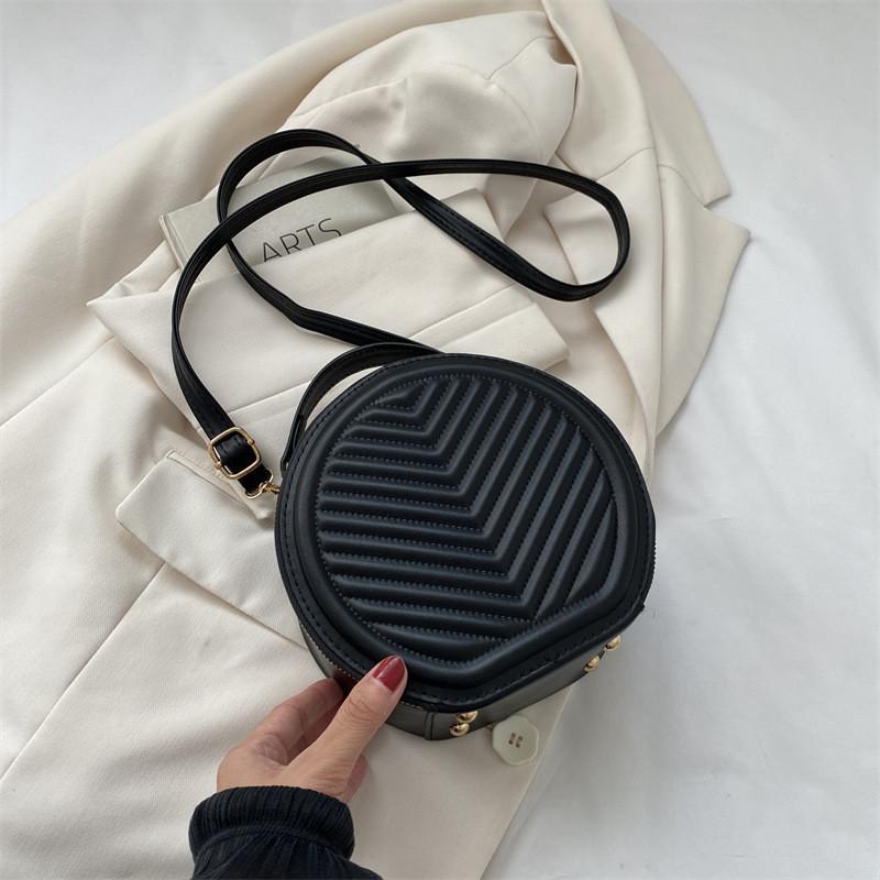 2023 Новое поступление Корейский стиль Простая и элегантная Однотонная Маленькая сумка Для женщин Городской Минималистичная Наплечная Сумка через плечо чёрный