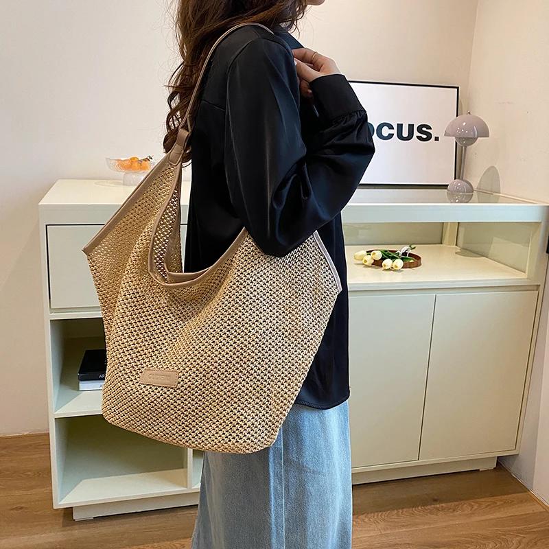 Straw shoulder bag for women  summer travel bag  large capacity underarm bag