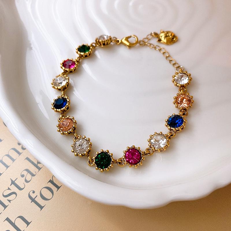 Ensemble boucles d'oreilles et collier perles vintage: Collection Exquise de Bijoux Rétro de Niche