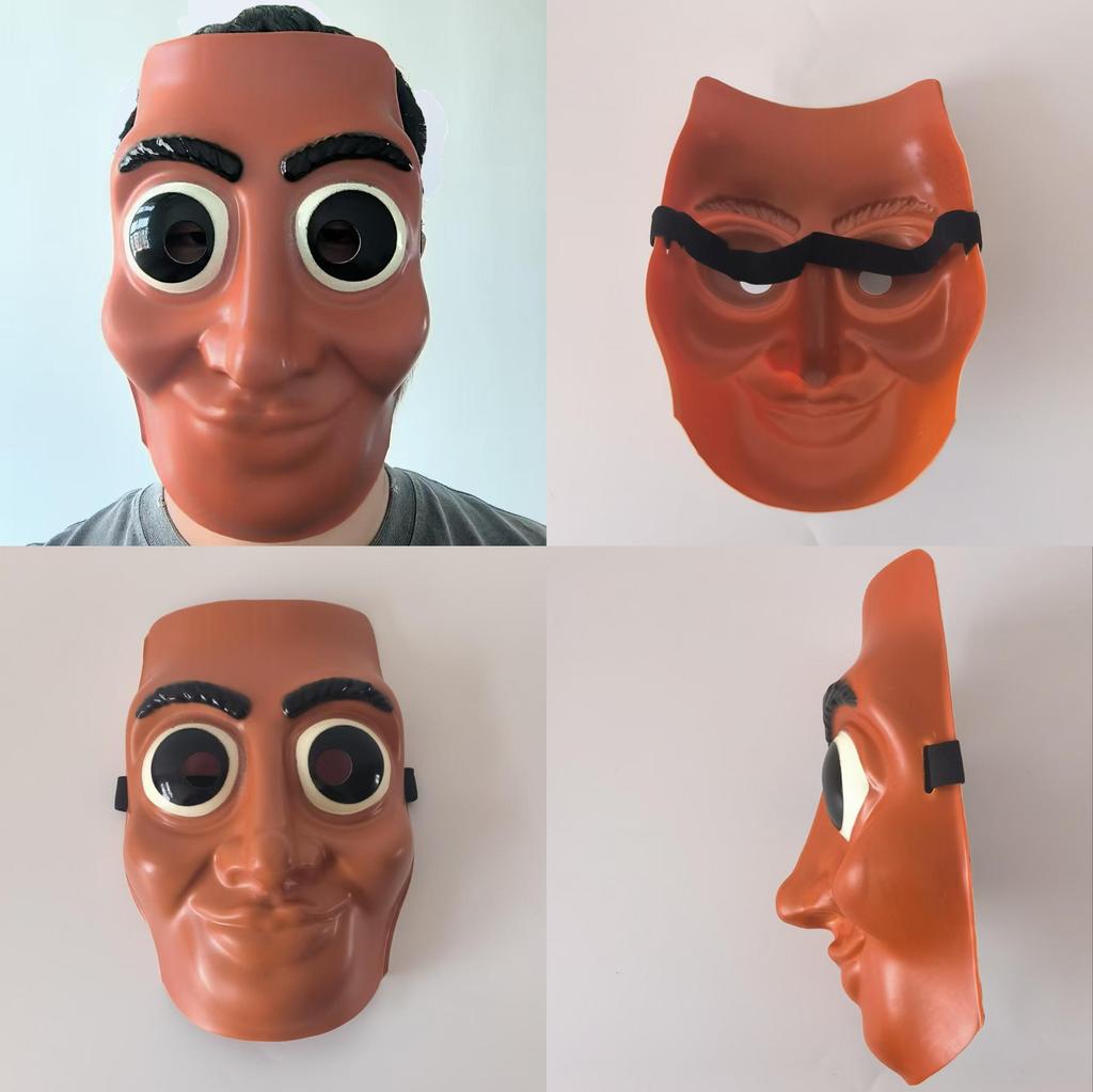Tungtungtungsahur Plastic Cartoon Mask With Smiling Face For Couple Costume Fun