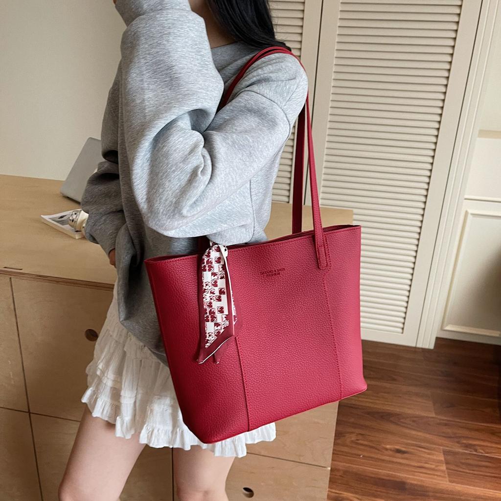 Large Capacity Red Bag Women's Versatile New Casual Shoulder Handbag Commuter Tote Bag