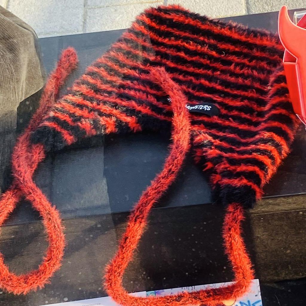 [USED] BABYMONSTER BEBIMON HORN STRING BEANIE