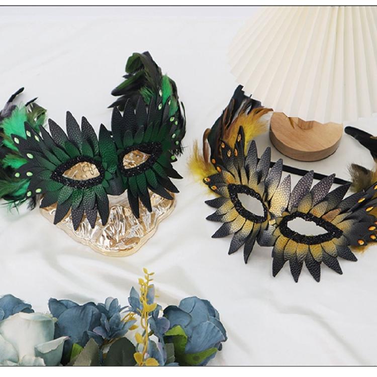 Adjustable Half Face masquerades Mask Owl Feather Accents Ergonomic Design For Costume Parties And Stage Performances