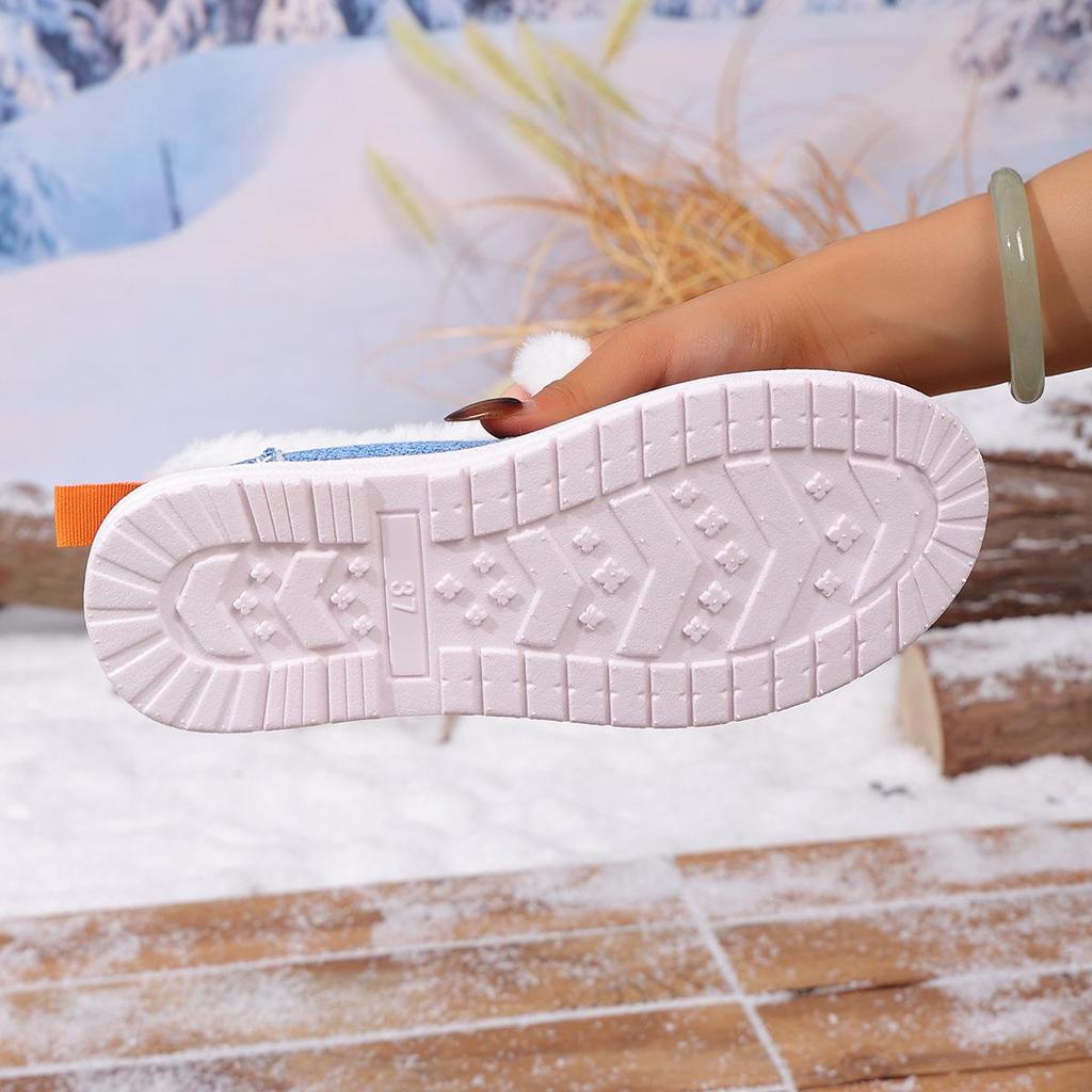 Women's Thick-Soled Winter Snow Boots with Velvet Lining and Thick Fur, Large Size, Casual and Fashionable Stitching Design.