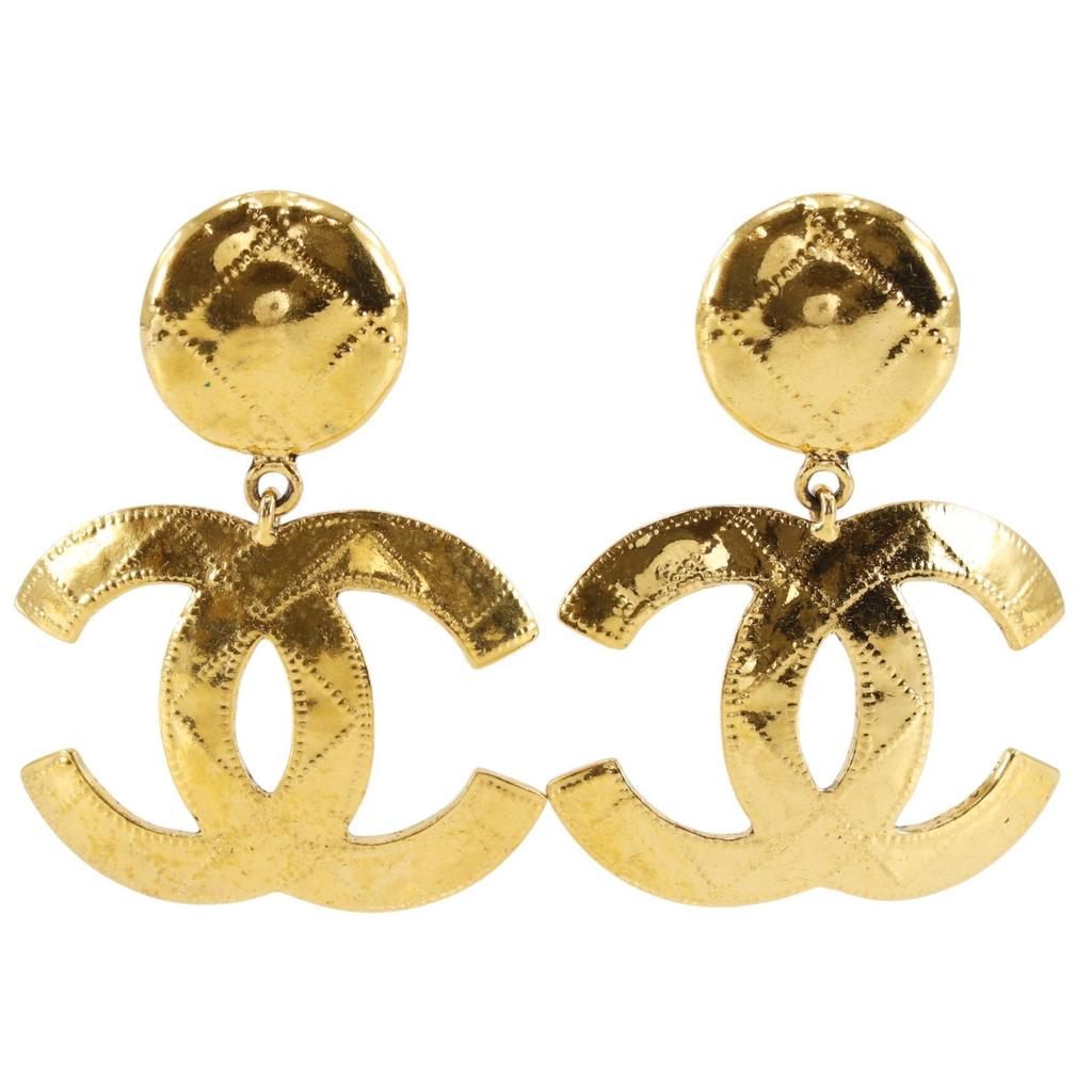 CHANEL COCO Mark Earring Matelasse vintage Plated Gold 45g Women Used
