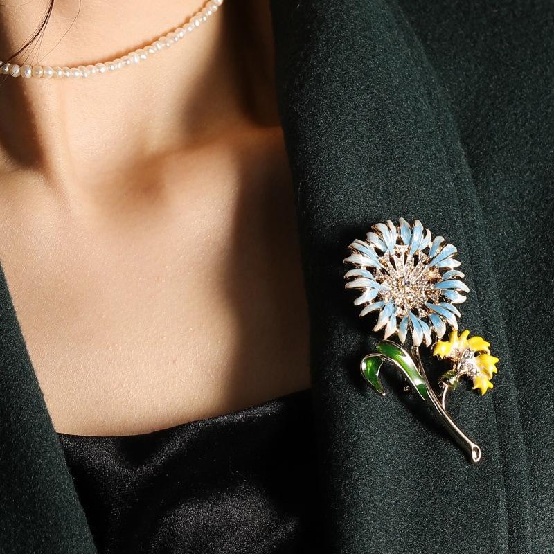 Fashion Small Fresh Sunflower Brooch Clothing Accessories Corsage Gift Painting Oil Daisy Pin