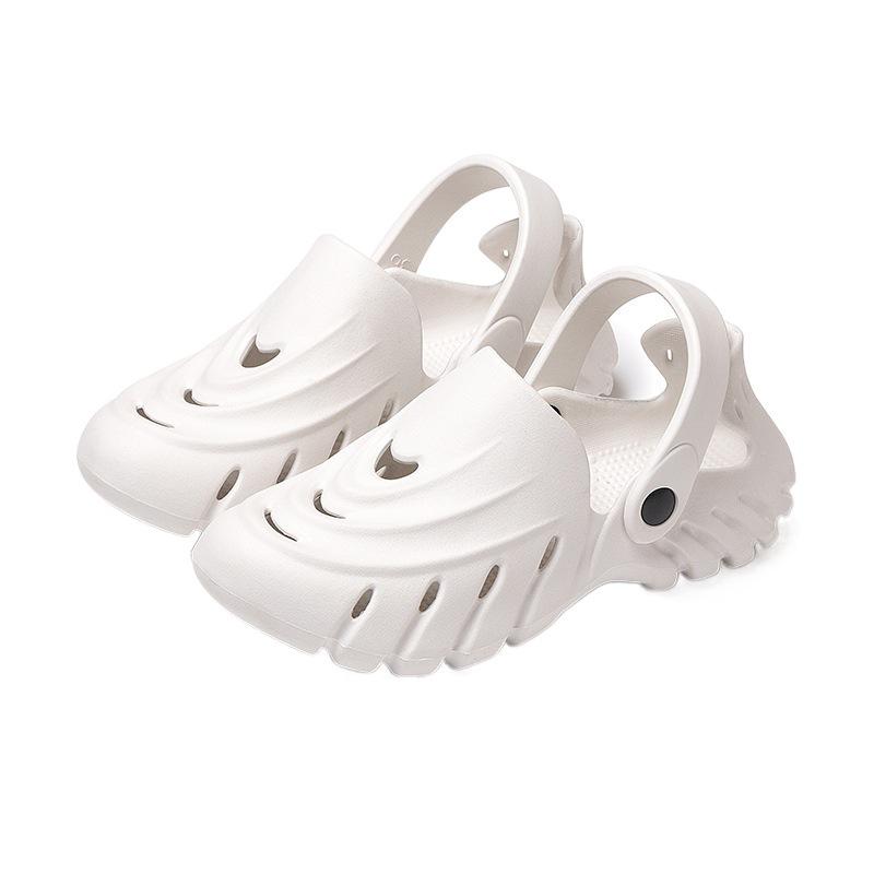 2023 Summer Breathable Closed-Toe Couple Sandals, Casual Hollow-Out Garden Beach Shoes