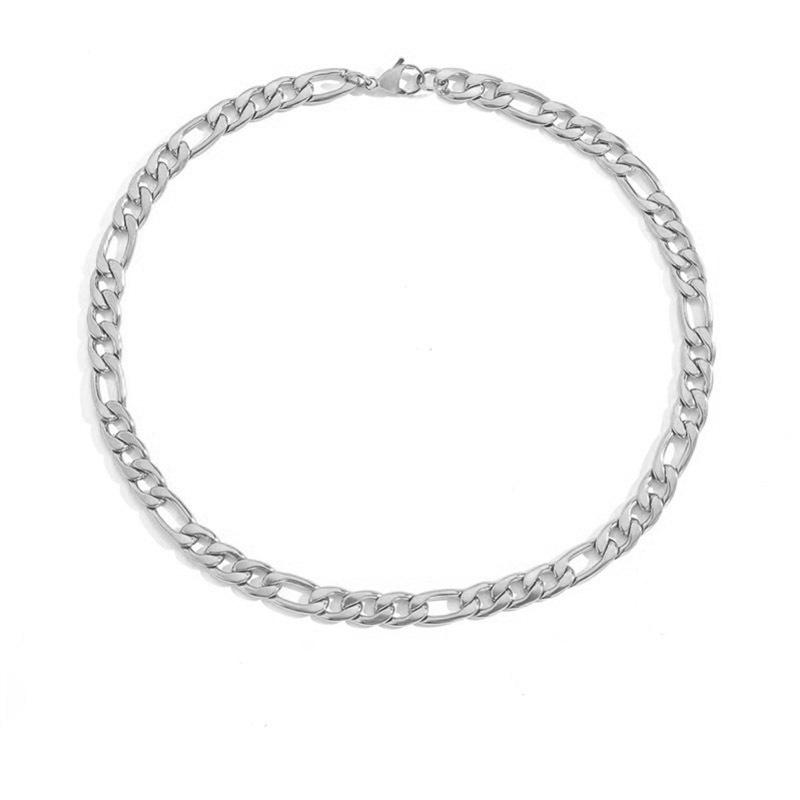 European Style Gold Clavicle Chain Necklace: Thick Chain, Niche Design, Non-Fading, Hypoallergenic.