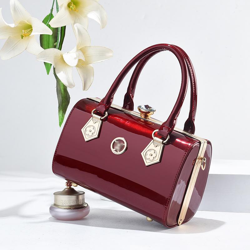 2026 European and American New Fashion Shine Leather Handbag, Large Capacity Women's Single Shoulder Crossbody Bag