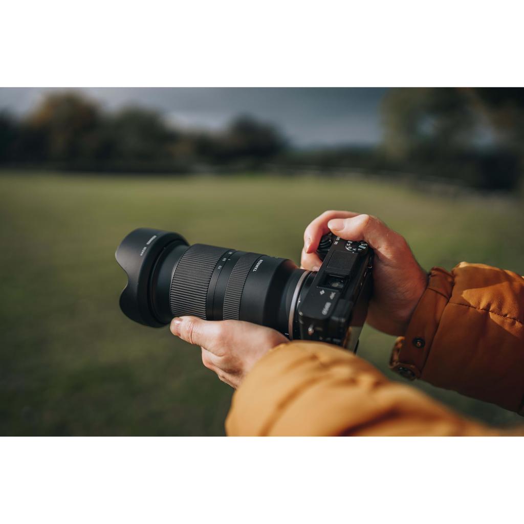 Tamron 17-70mm F2.8 Di III-A VC RXD Zoom Lens (Model B070) for Sony E-Mount