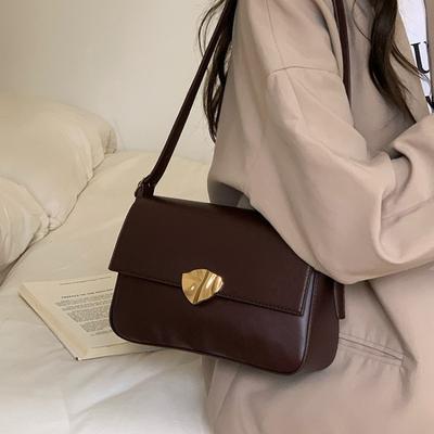 A Retro Soft and Elegant Small Square Bag for Women A Fashionable and Versatile Single-shoulder Crossbody Bag