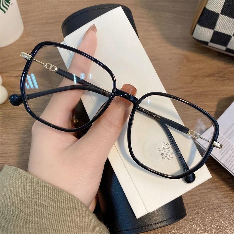 Fashion Mens Metal Small Frame Square Glasses Womens Pink Anti Blue Light Protection Eyewear Retro Style 1PC