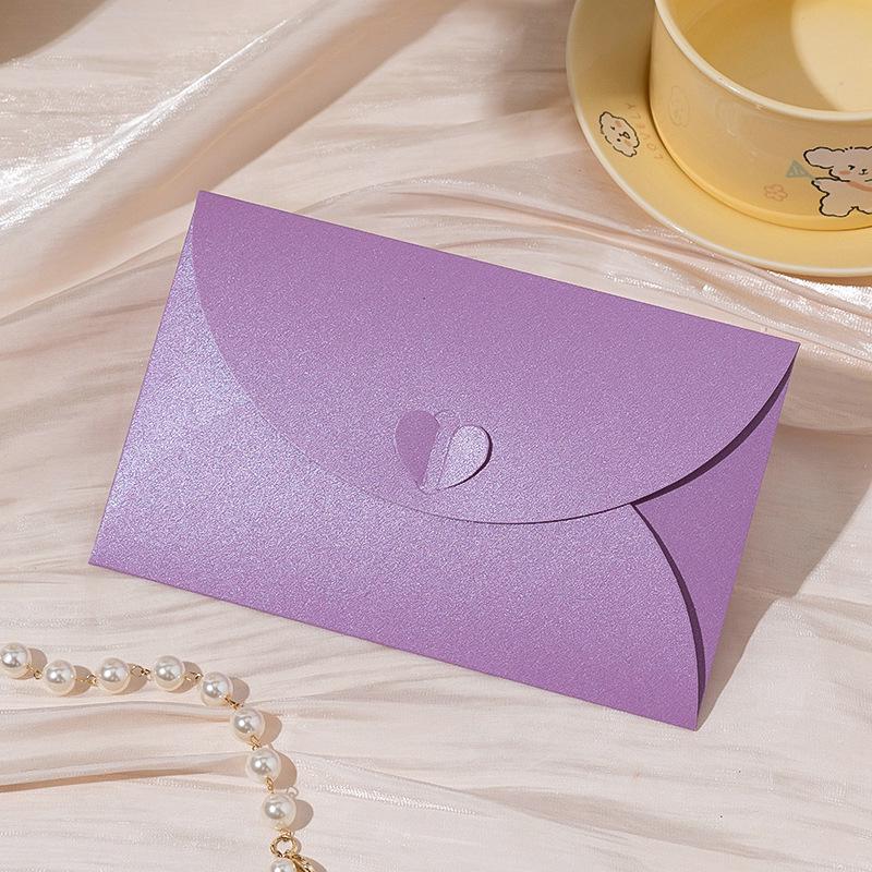 Heart-shaped Clasp Business Invitation Envelope with Custom Hot Stamping