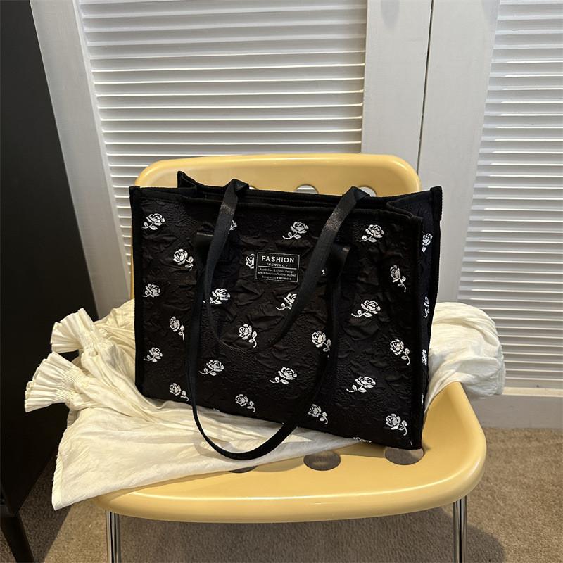 Elegant Canvas Shoulder Bag For Women Spacious 2023 Fashion Floral Tote