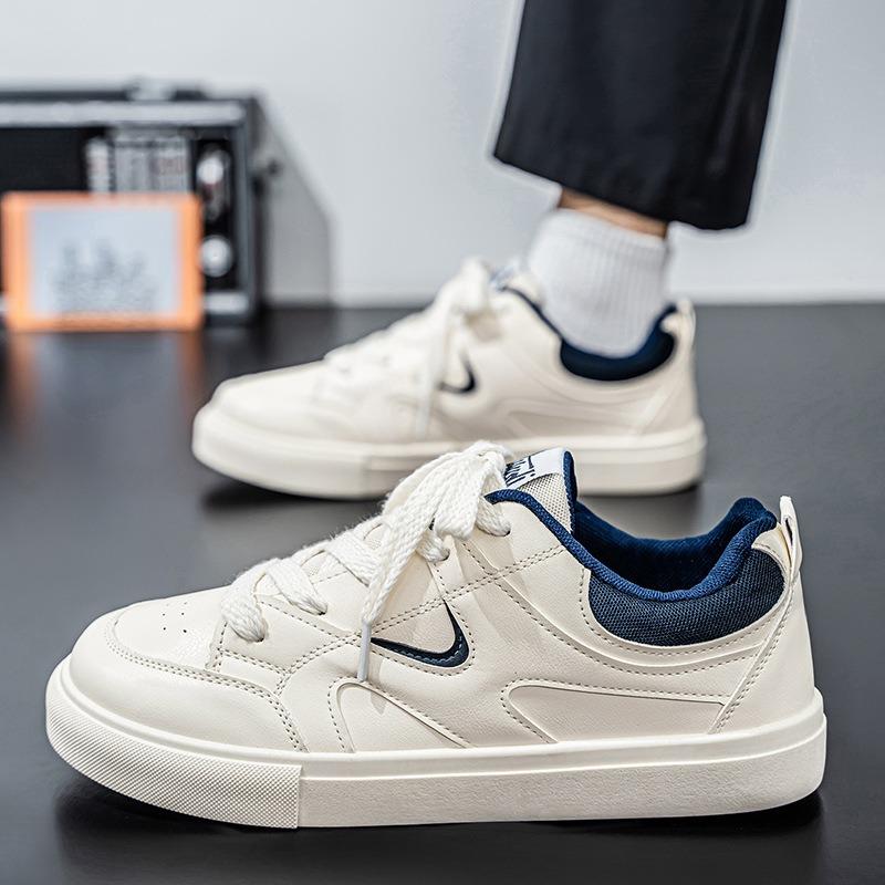 Men's shoes summer new mesh breathable niche versatile board shoes sports and leisure heightening soft sole small white tide shoes