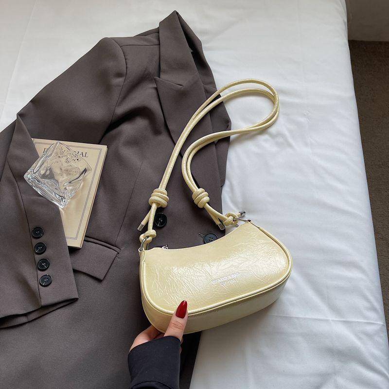 

Summer Summer Niche Design Sense Silver Zip-up Small Bag Women 2025 New High Sense Messenger Bag Mobile Phone Bag Yellow