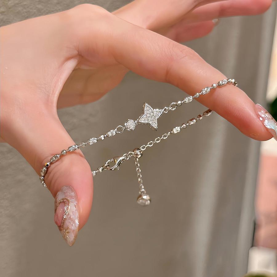 Zircon Star Shape Bracelet For Women With Geometric Design And Floral Elements For Gift Giving