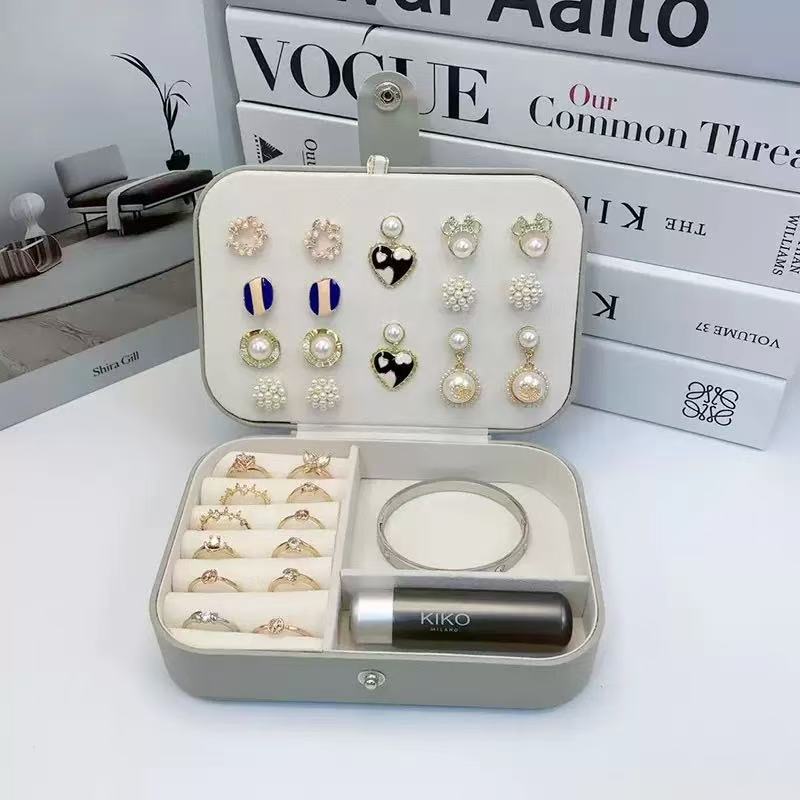 Portable Jewelry Storage Box Travel Organizer Jewelry Case Leather Storage Earrings Necklace Ring Jewelry Organizer Display