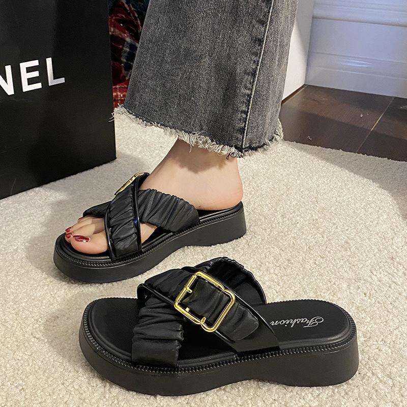 Модные популярные 2024 новые шлепанцы для женской летней уличной обуви — фото 3